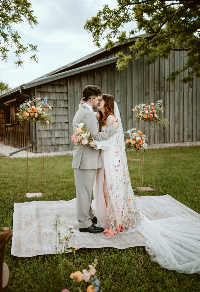 wedding couple portraits at Kansas barn